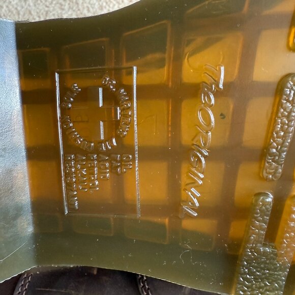 Doc Martens Unisex US M 9 US L 10 brown boots BN - Picture 4 of 6